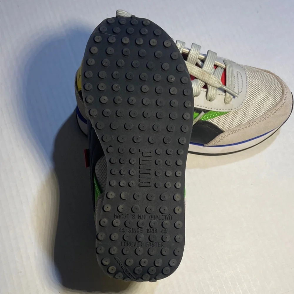PUMA Kids “Future Rider” Sneakers in Gray, Green, and Red - Picture 8 of 8